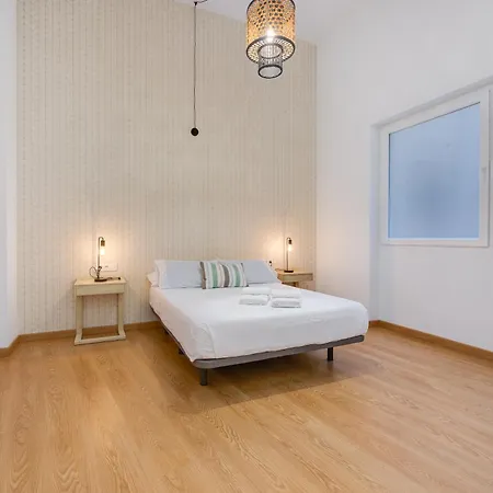 Hb Apartaments Playa Del Postiguet Beach Alicante Esterno foto